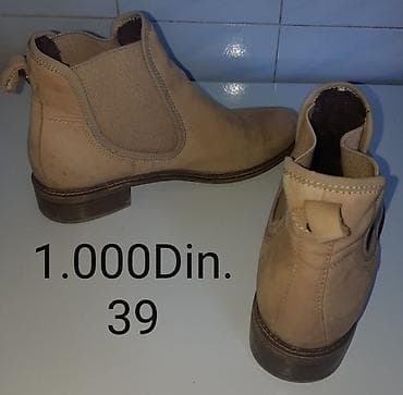 cipele br 40: Ženske kratke čizme – 4 modela 1) Crne kožne čizme s nitnama - Boja — 10