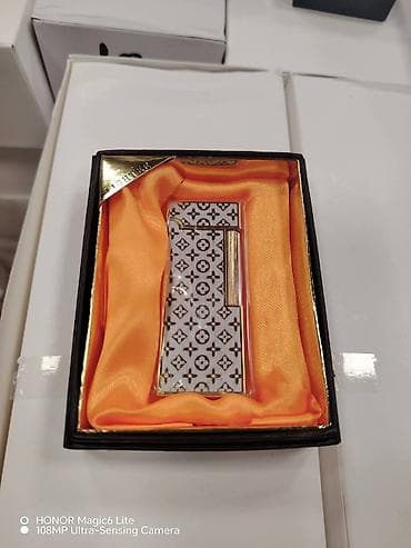 Jos malo zanimljivih upaljaca. Cena 1400 din. Ili 2 za 2300 din — 3