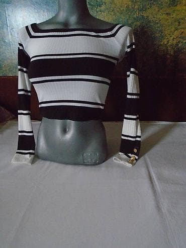 Bershka crop top, XS veličine