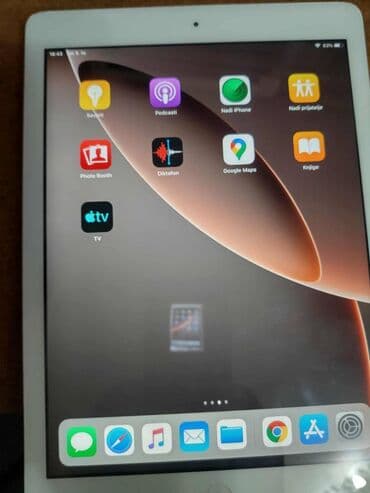 Electronics: Apple iPad tablet - Ekran: 9.7 inča (Retina), - Boja: srebrna — 9