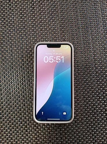 Iphone 14,kao nov je ne radi samo prednja kamera za selfi. Memorija 78 na lalafo.rs Iphone 14,kao nov je ne radi samo prednja kamera za selfi. Memorija 78