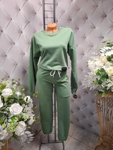 Sweatsuit Sets: Fashion, One size, Single-colored, color - Brown — 2