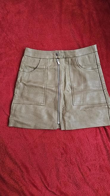 dzemper br: Stradivarius mini suknja od veštačke kože - Veličina: EUR 38 - — 1