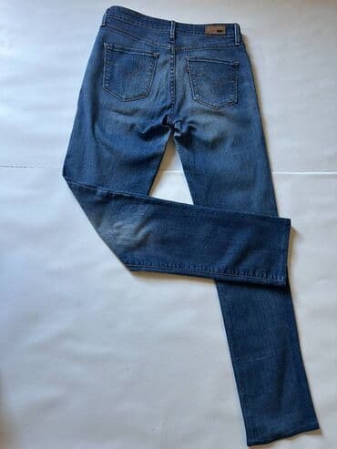 pazarske farmerke cena: LEVIS DEMI CURVE - Fantastične Levis Demi Curve. Stanje odlično — 4