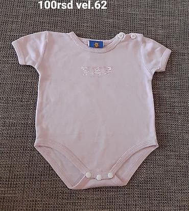 kolica za bebe oglasi: Bebi body kratkih rukava – roze - Veličina: 62 cm (preporučeno za oko — 1