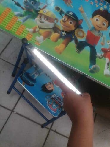 sto i stolice za decu: Kvalitetan set za decu što i stolica. 3700 din Dimenzije samog stola — 3