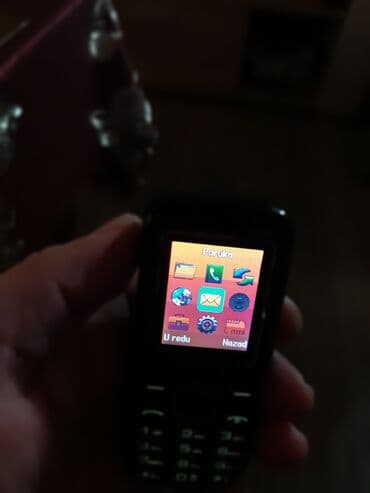 xd memorijska kartica: Telefon Max Com ispravan telefon je na dve kartice i memorijska — 3