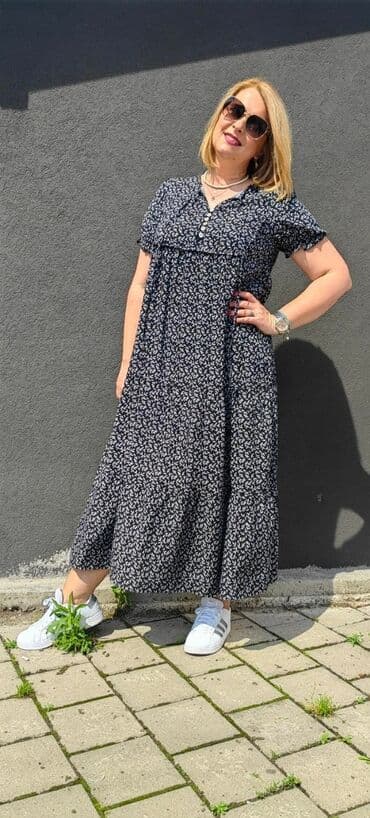 amc haljine outlet: Haljina 2400din Veličine L/XL i XL/2XL Model pogodan za punije dame — 1