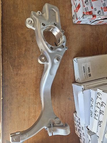 ajkula auto: Rukavac tocka Audi A4 B6 Audi A4 B7 nosac glavcine Opis: - Masivno — 1