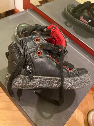 bodi za decake: Gležnjače, Veličina - 25 — 3