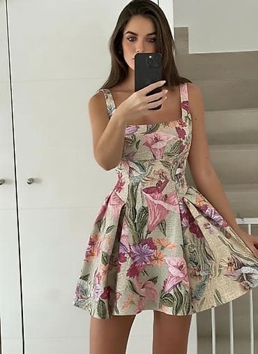 🌸Prelepe haljine prolecne
S M L
2700 din na lalafo.rs 🌸Prelepe haljine prolecne
S M L
2700 din