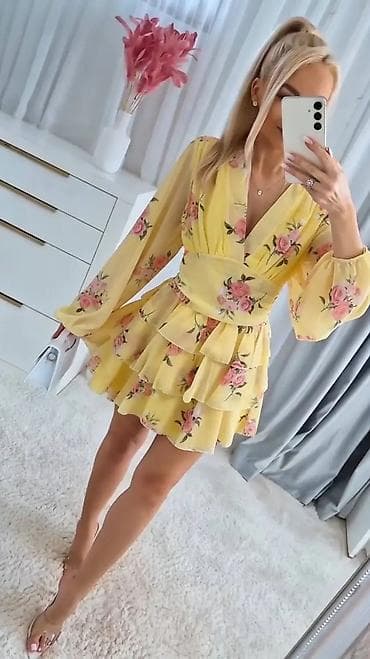 duge elegantne suknje: Ženska kratka haljina s floralnim printom - Kroj: mini dužina — 3