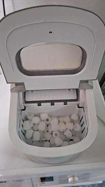 Aparati za kafu: Aparat za pravljenje leda – kompaktni countertop model - Samostalni — 5