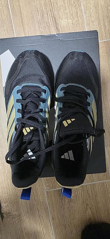 barracuda patike: Patike adidas lifestyle,par puta nosene,kao nove.Vel.37 CENA FiXNA - — 6