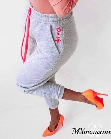 trenerke produzeni modeli: NOVOO 
Donji deo 1850
Dva za 2500 — 4