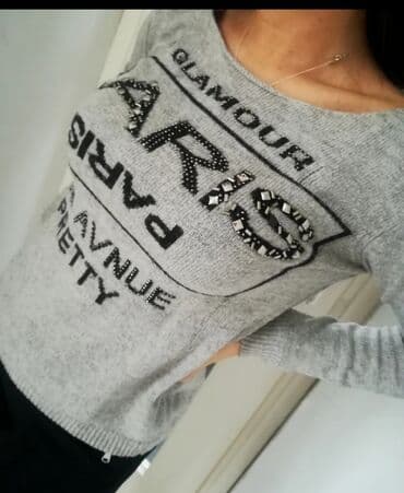 Savršena bluza tanja premekana trikotaža Izuzetno kvalitetan UVOZ na lalafo.rs Savršena bluza tanja premekana trikotaža Izuzetno kvalitetan UVOZ