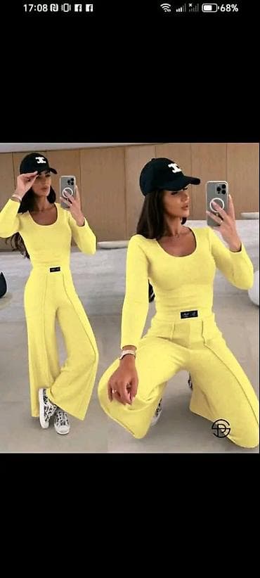 komplet pinko: Komplet bluza dug rukav i donji deo trenerke. - Model uska bluza dugih — 2