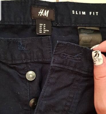 h m torbice: Pantalone H&M 
Prelepe
Fali im samo dugme — 3