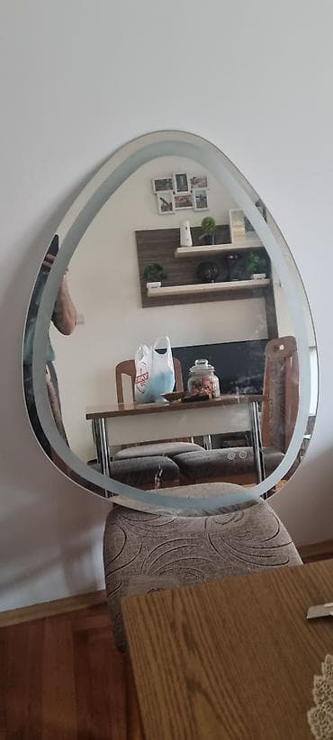 Home care products, Housewares: Na prodaju led ogledalo u obliku jajeta, dimenzije 70x90cm, vertikalno — 5