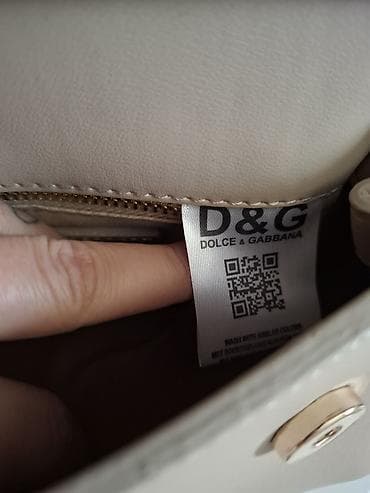 gucci torbica: Elegantna torbicaa u toploj bež nijansi sa zlatnim detaljima. - — 4