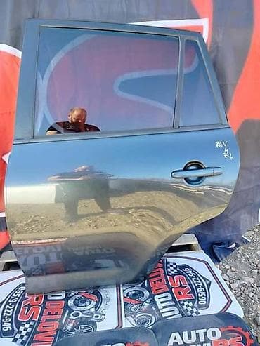 ZADNJA LEVA VRATA MIS SIVA ZA TOYOTA RAV 4 OD 2005. DO 2012. GOD. | at lalafo.rs ZADNJA LEVA VRATA MIS SIVA ZA TOYOTA RAV 4 OD 2005. DO 2012. GOD. |