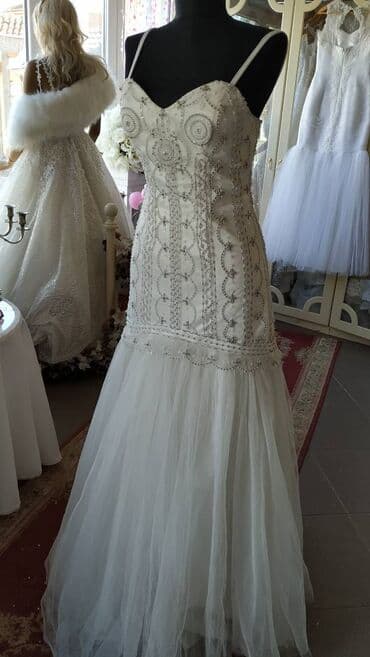 Wedding Clothes: Venčanica snežno bele boje sa bratelema, srcolikog izreza dekoltea — 5
