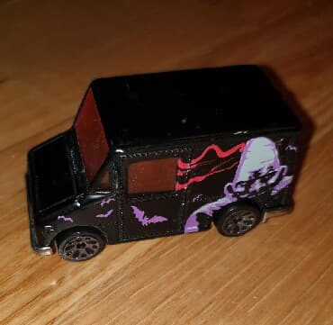 jagodica bobica igracka: MATCHBOX - MATTEL auto kombi za isporuku. Automobilcic igracka — 1