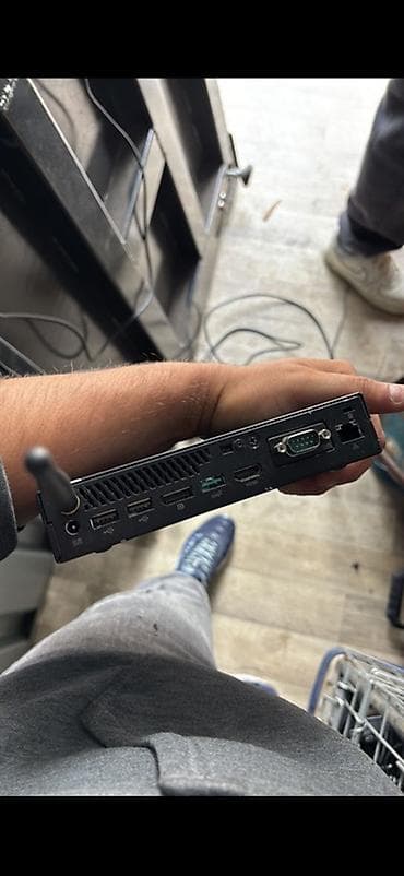 brand name racunari srbija: ASUS PB60 mini desktop računar – Intel Core i5 9. generacije — 2