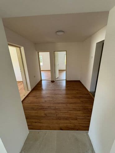 kuce zabalj: Kompletno renovirana kuća 80m2 Sivac, ul. Savska 9 Cena 38.000e — 10