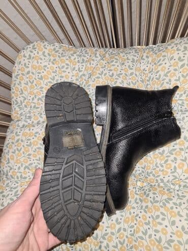 reserved gležnjače: Ankle boots, Size - 29 — 4