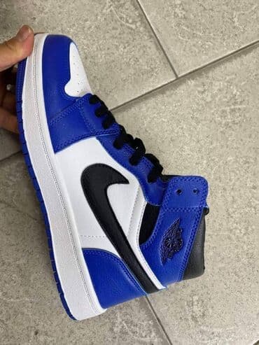 patike esprit: 36-46
3200 L — 3