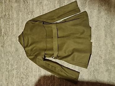 turski bade mantili: Ženski mantil/kaput, maslinasto zelene boje, do kuka. Model sa velikim — 2