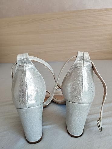 balenciaga patike triple s: Elegantne ženske sandale na blok štiklu – Perla by Suela - Model — 3
