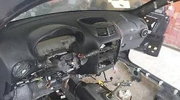 market car: ALFA 147 RESTAJLING INSTRUMENT TABLA | Vise komada na stanju — 1