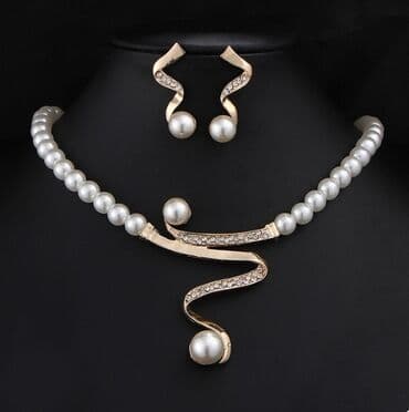 posrebren nakit: Nakit 1500 — 1