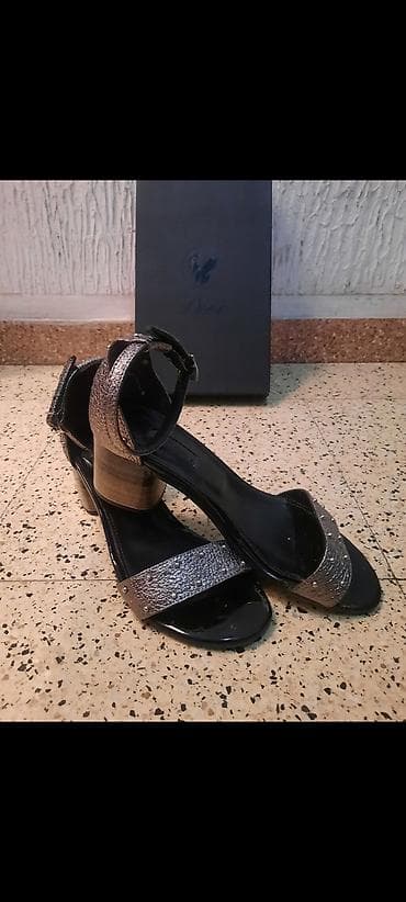 sandale na prst: Sandale PAAR, kao NOVE 2- 3 puta obuvene — 2