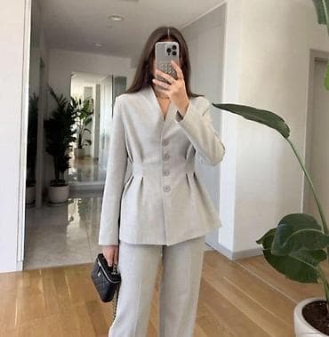 john richardo beograd: 💫Ženski elegantni komplet – sako i pantalone
✅3200 din — 7