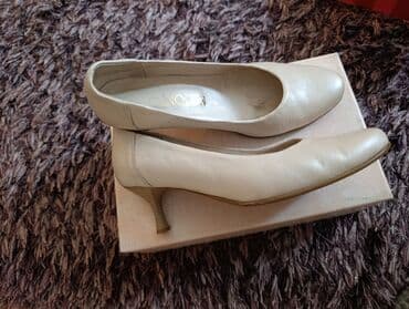 Gležnjače: Salonke, 38 — 1