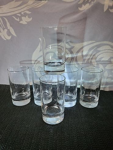 Case nove,profesionalne za pice Francuske. Case komada 6 u na lalafo.rs Case nove,profesionalne za pice Francuske. Case komada 6 u