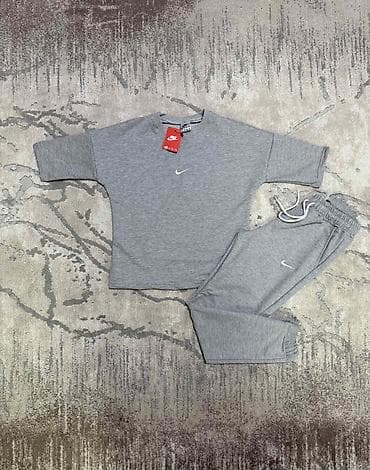 Sweatsuit Sets: Dvodelni ženski komplet – majica s kratkim rukavima i donji dio — 1