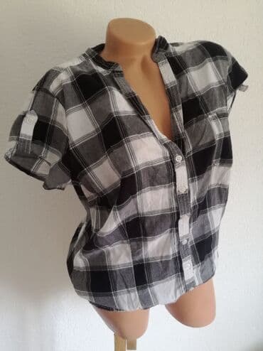 Košulje: Karirana kosuljica kao nova, bez ostecenja.
Velicina M — 3