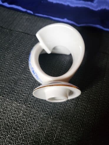 Musical Instruments: Svecnjak nov iz 1951 do 1974g. Lippelsdorf porcelan Nemacka. Nov — 8