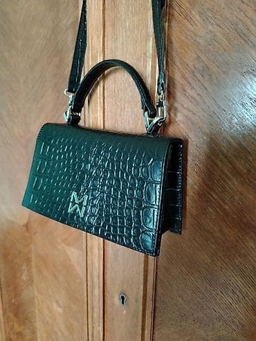 hit torbe za 650 dinara: Mona elegantna ženska tašna sa krokodil teksturom. - Materijal — 1