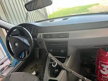 led sijalice za migavce: INSTRUMENT TABLA E90,91 ZA BMW SERIJA 3 | Na stanju novi i polovni — 1