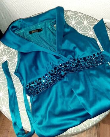 Kape i aksesoari: Tirkizna haljina sa kristalima s m vel
 Slike sve govore — 2