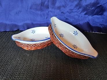 Porcelanske nove,vintaz posude. Posude za soseve na lalafo.rs Porcelanske nove,vintaz posude. Posude za soseve