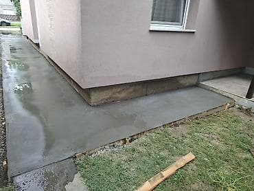 Services: Usluga: Izrada betonskih staza, prilaza i trotoara Opis: - — 1