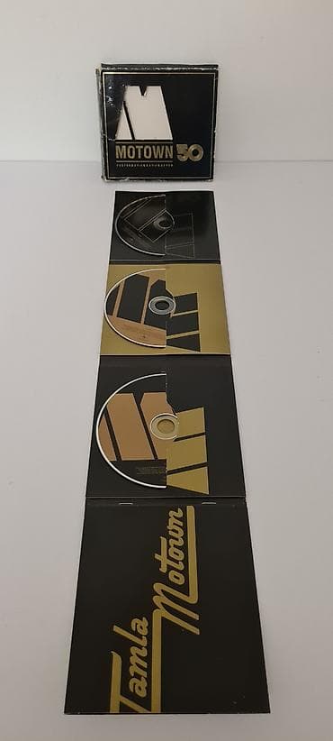 Cassettes, CDs & DVDs: ★ Prodajem pakovanje sa 3CD-a, koji su kao novi. - Omot u prikazanom — 6