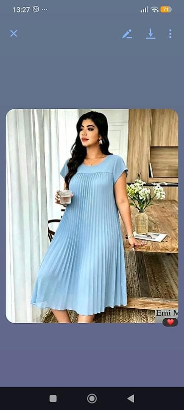 zenska kucna haljina: Haljina za punije
2XL 3XL 4XL 
Cena : 2500 dinara
ML — 4
