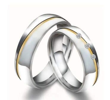 srebrno prstenje cena: Vel:13
Cena:1100din/par — 2